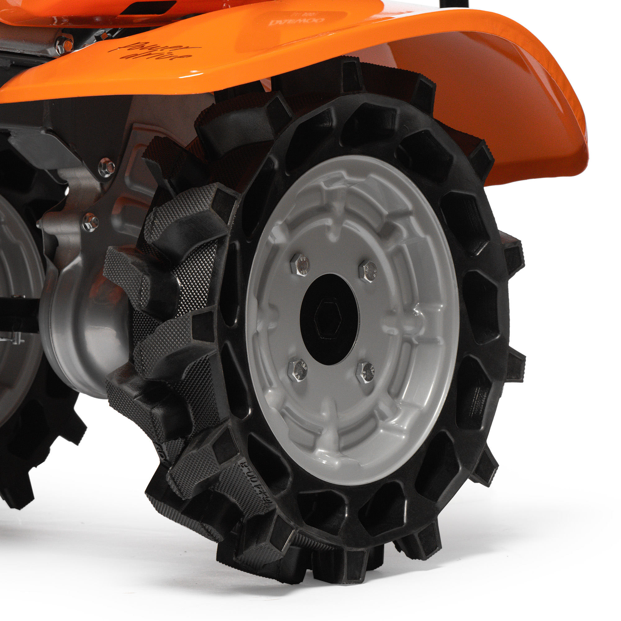 Культиватор бензиновый с колесами DAEWOO DAT 900R