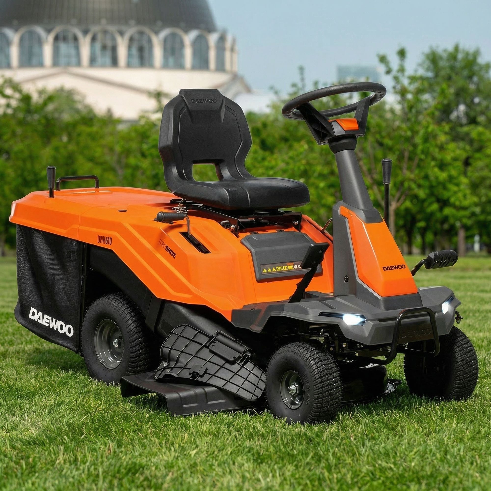 Райдер садовый бензиновый DAEWOO DWR 610