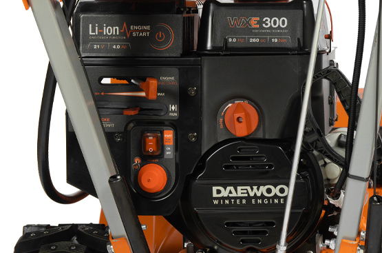 Снегоуборщик бензиновый DAEWOO DAST 8570 (LCT)