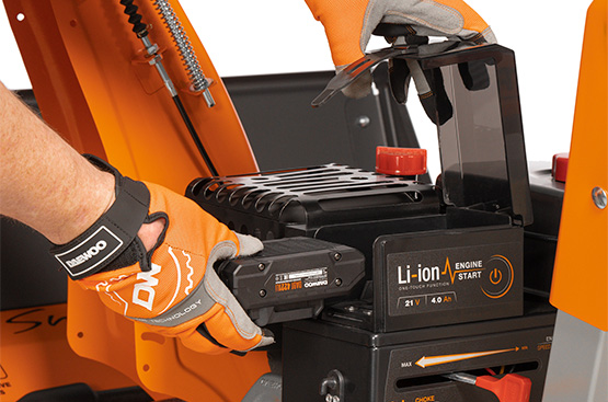 Снегоуборщик бензиновый DAEWOO DAST 1590 (LCT)