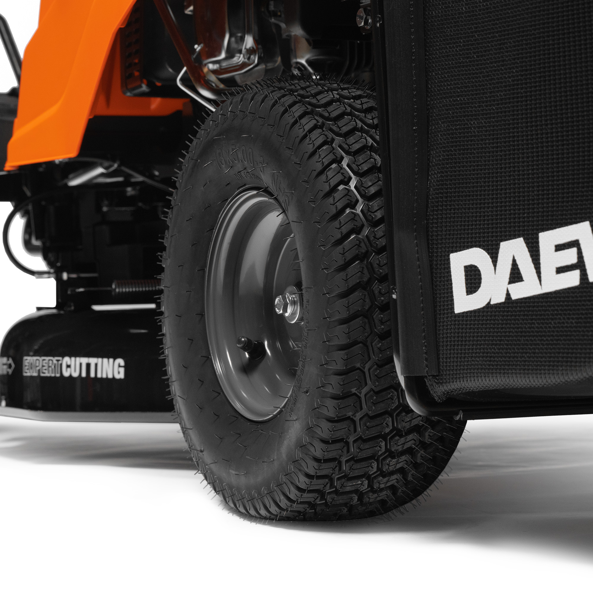 Райдер садовый бензиновый DAEWOO DWR 610