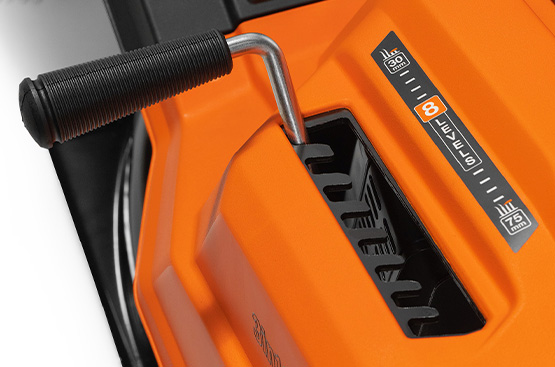 Райдер садовый бензиновый Daewoo DWR 610