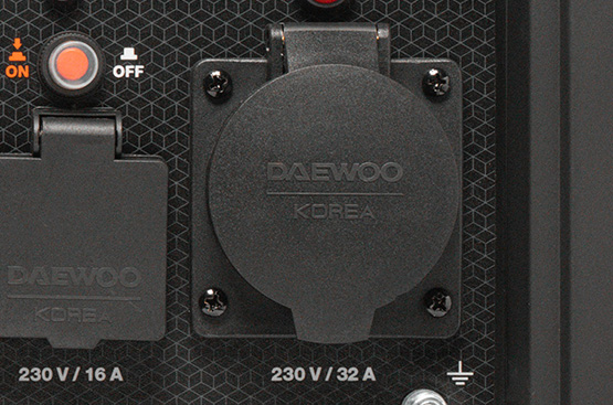 Инверторный бензиновый генератор DAEWOO&nbsp;GDA&nbsp;8000Ei 