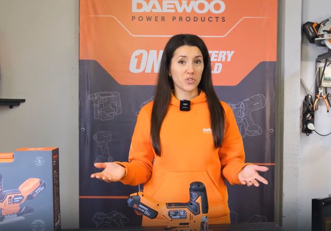 DAJ 2621Li SET | Тест-драйв аккумуляторного лобзика DAEWOO